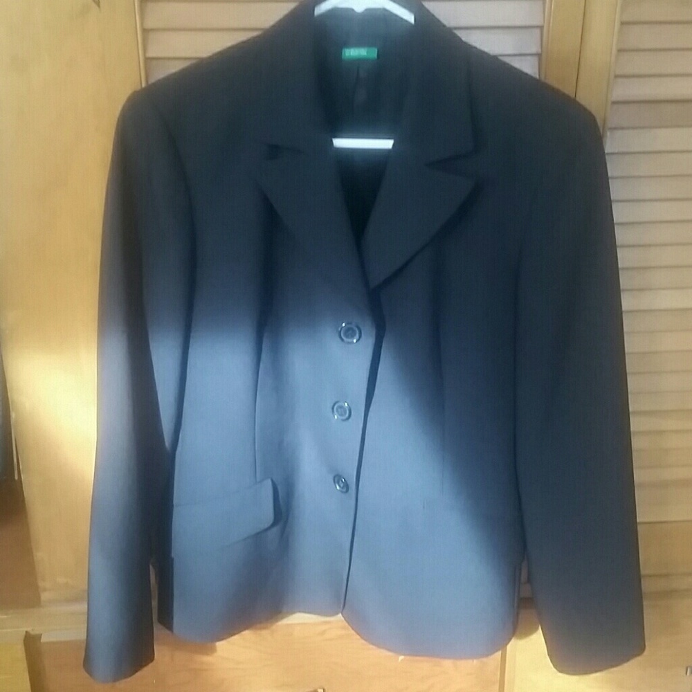 EUC Benetton 3 Button Black blazer
